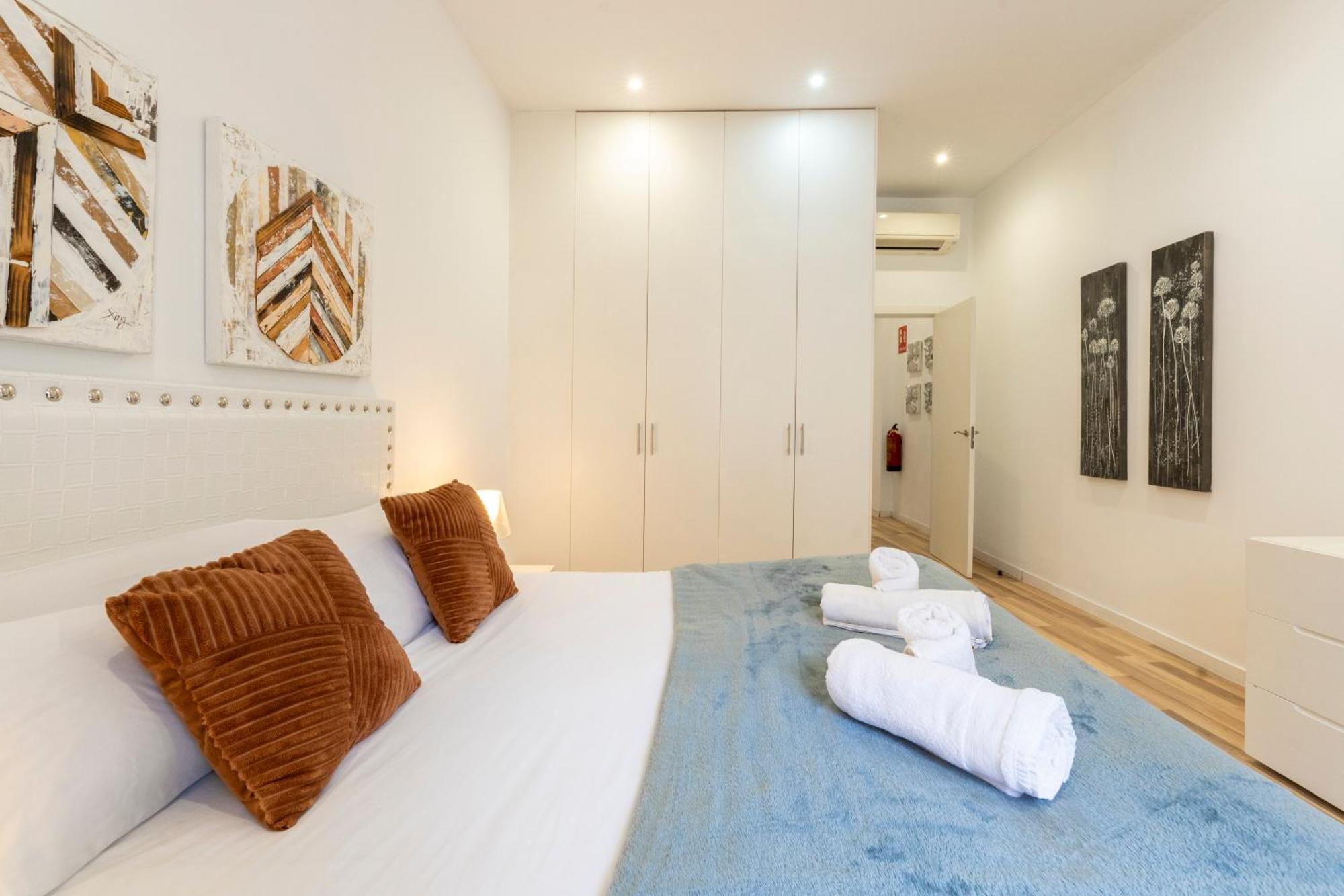 For You Rentals New Design Apartment Temporal Puerta Del Sol Pre10A Madrid Luaran gambar