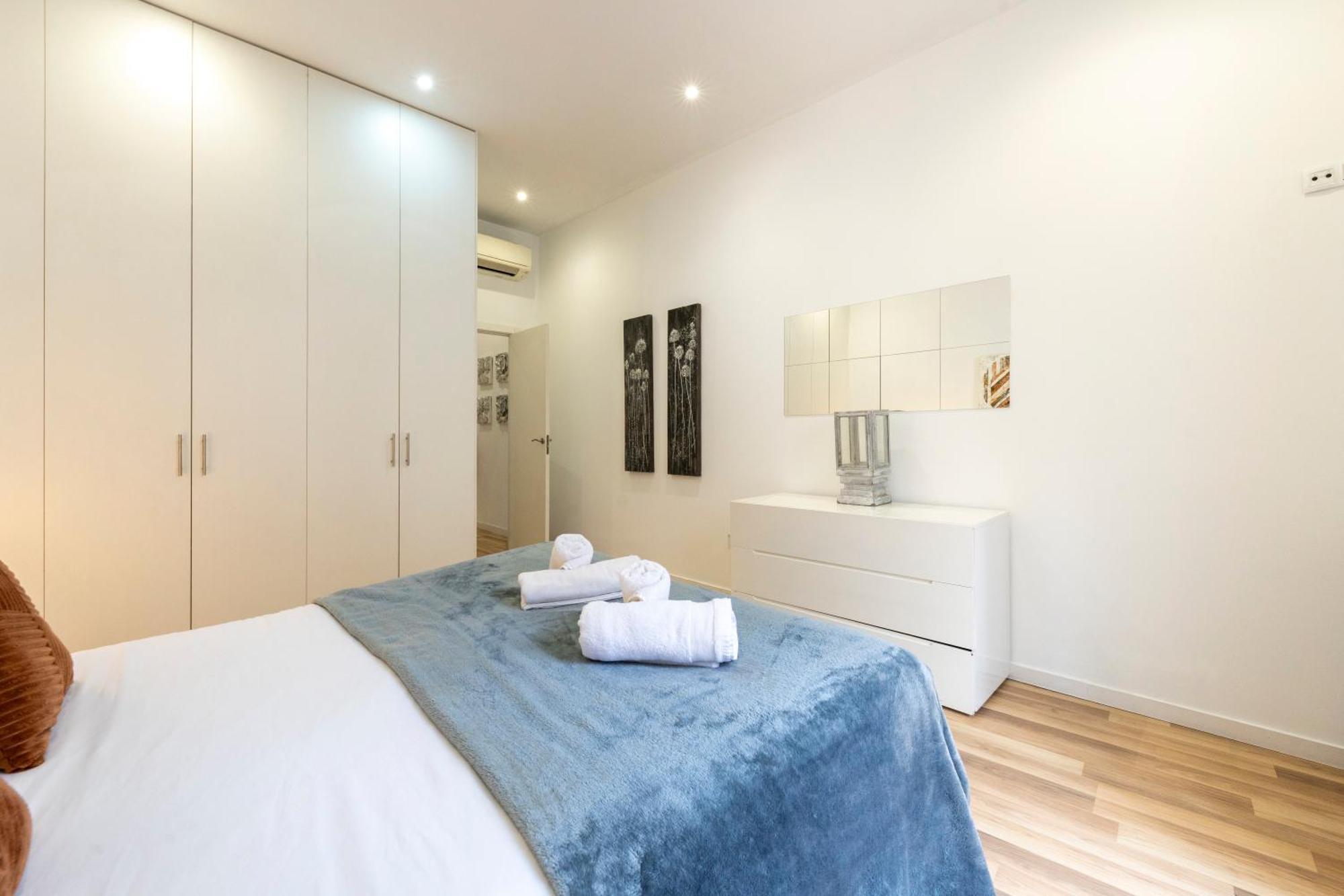 For You Rentals New Design Apartment Temporal Puerta Del Sol Pre10A Madrid Luaran gambar