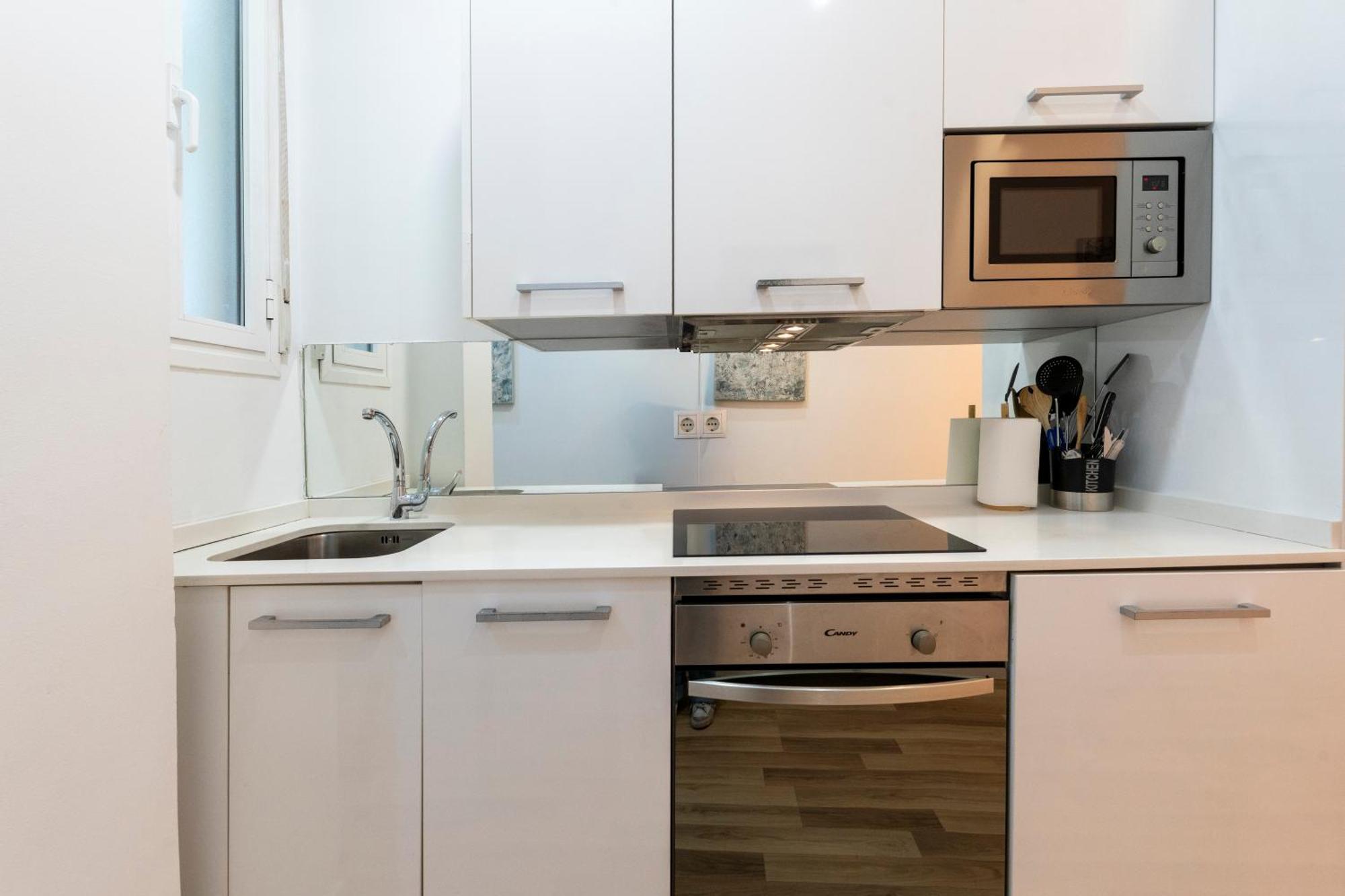 For You Rentals New Design Apartment Temporal Puerta Del Sol Pre10A Madrid Luaran gambar