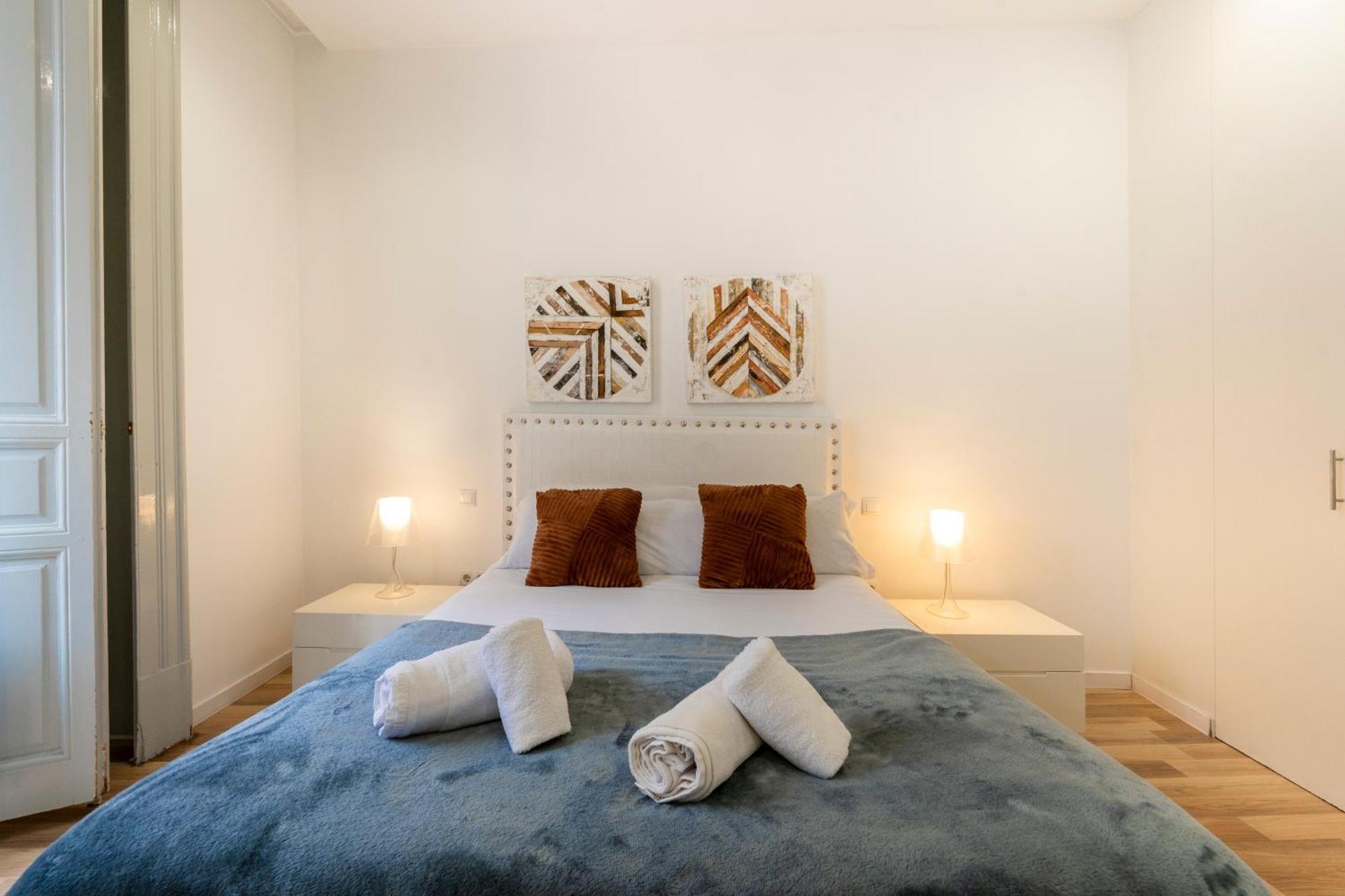 For You Rentals New Design Apartment Temporal Puerta Del Sol Pre10A Madrid Luaran gambar
