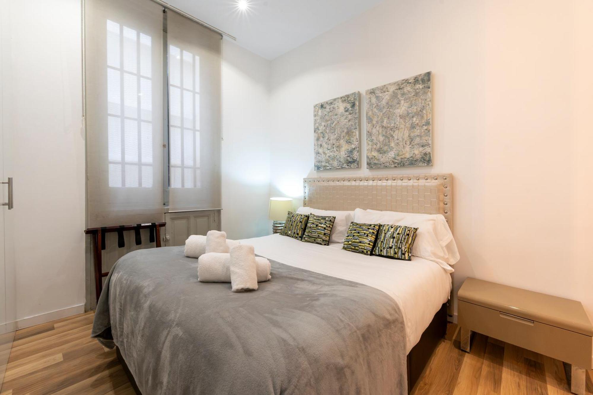 For You Rentals New Design Apartment Temporal Puerta Del Sol Pre10A Madrid Luaran gambar