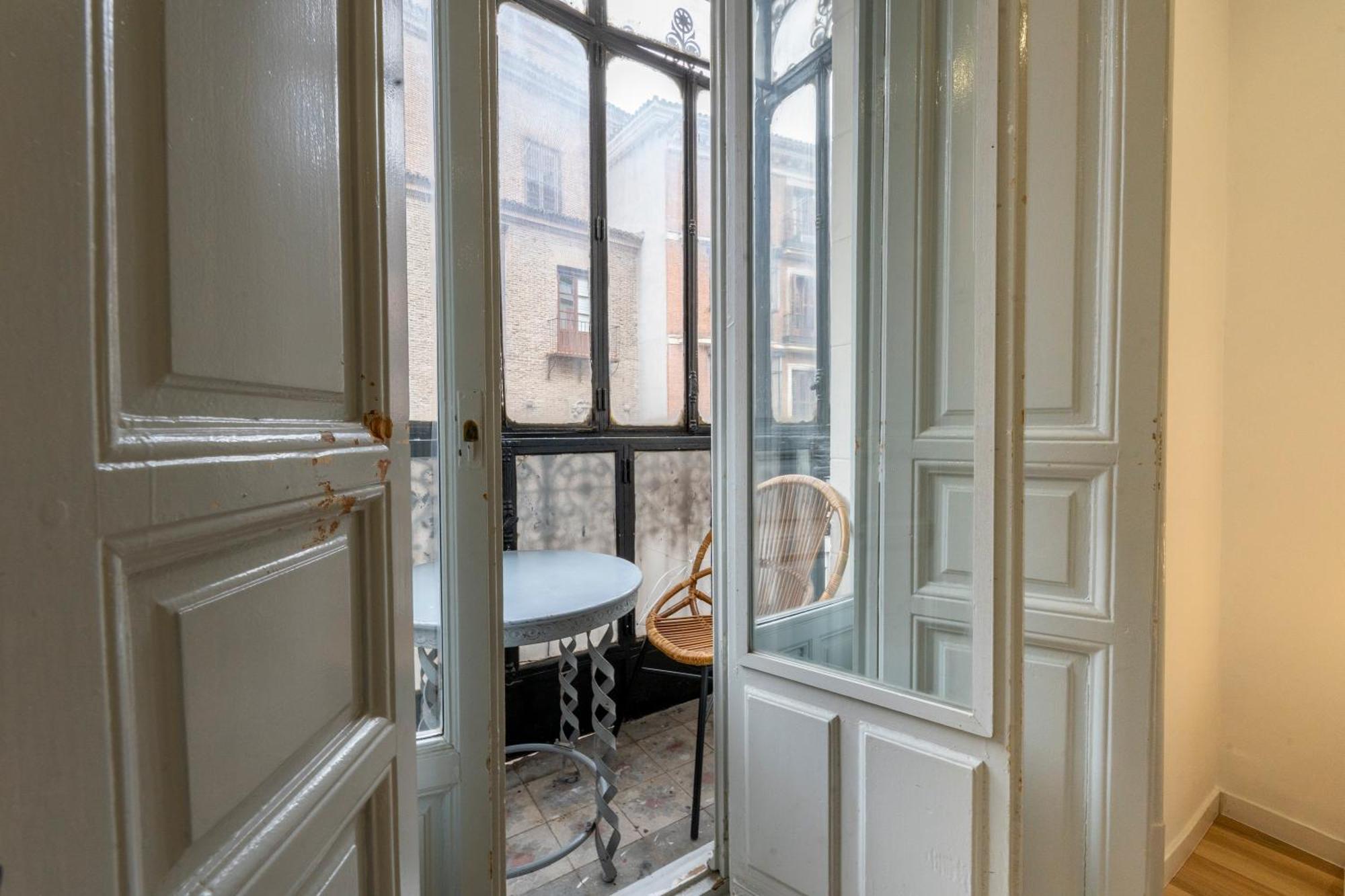 For You Rentals New Design Apartment Temporal Puerta Del Sol Pre10A Madrid Luaran gambar