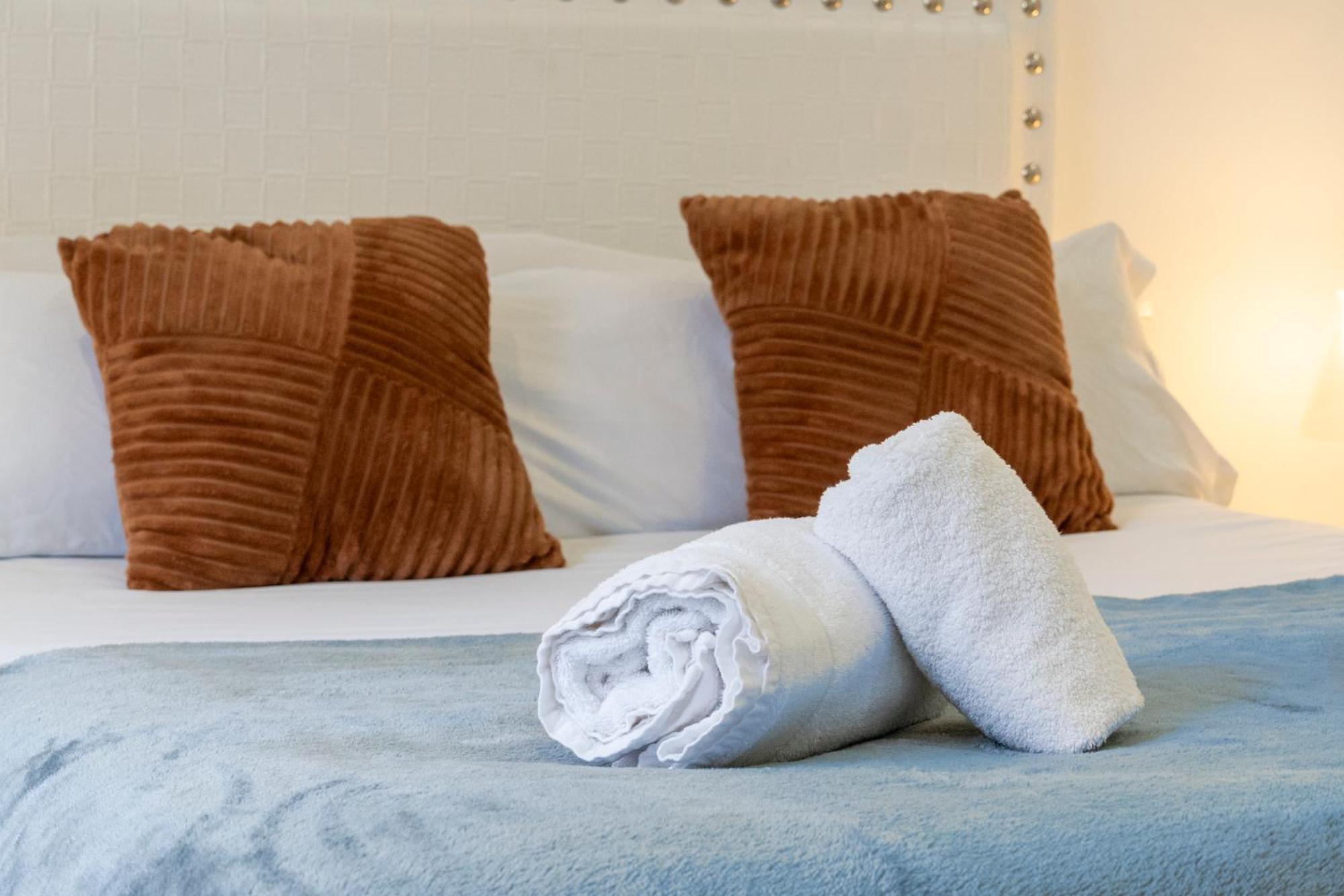 For You Rentals New Design Apartment Temporal Puerta Del Sol Pre10A Madrid Luaran gambar